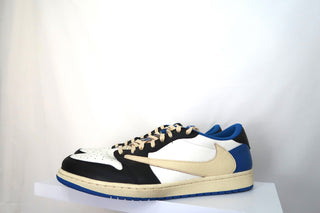 Jordan 1 Retro Low OG SP Fragment x Travis Scott