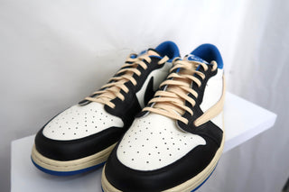 Jordan 1 Retro Low OG SP Fragment x Travis Scott