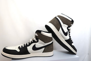 Jordan 1 Retro High Dark Mocha